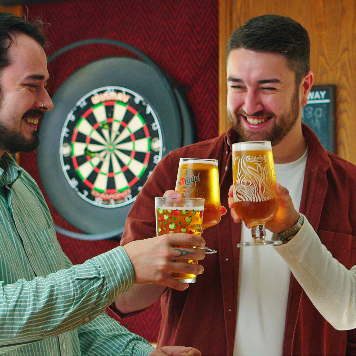 Raise a glass This Father's Day at The Crown in Stapenhill!